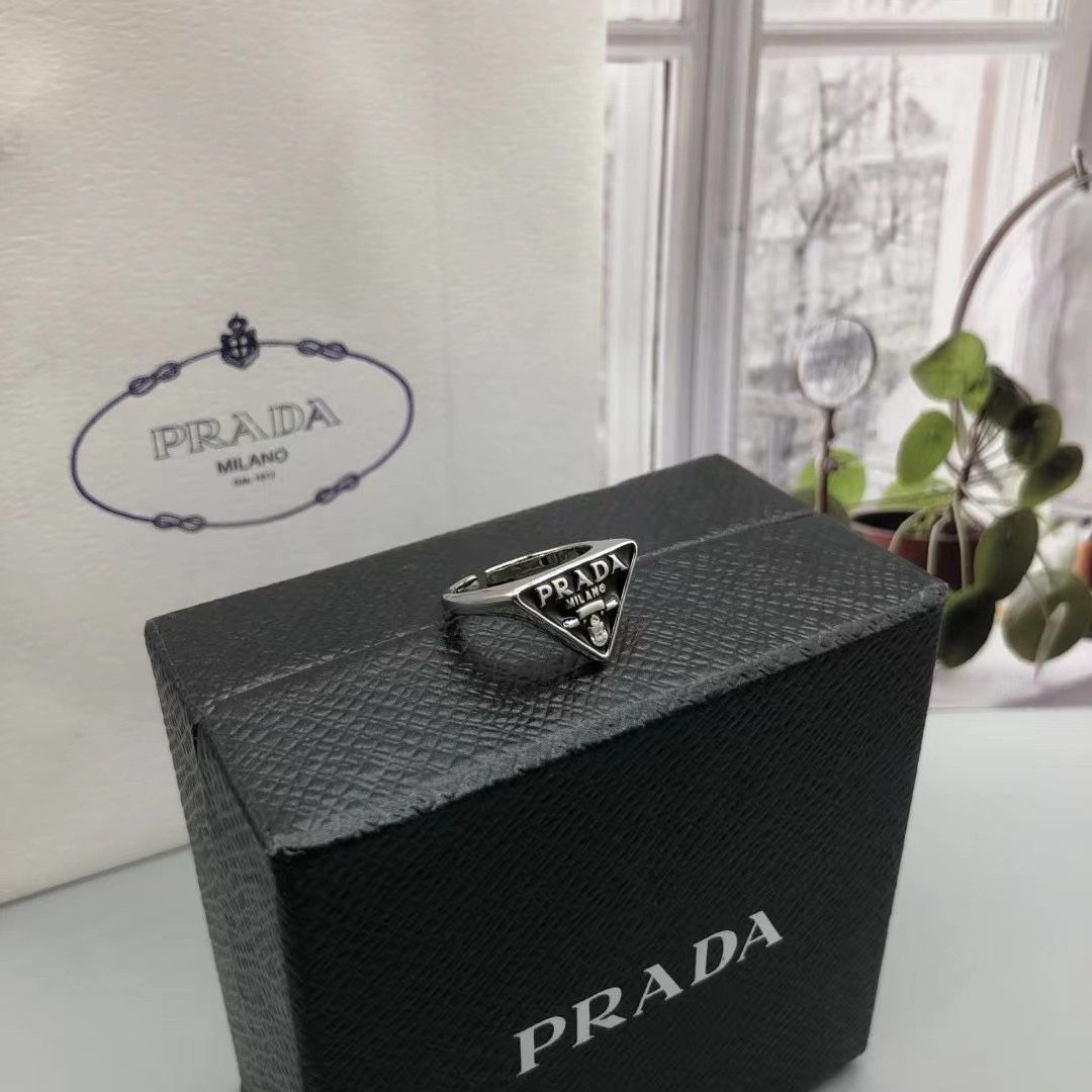 Anillo Prada