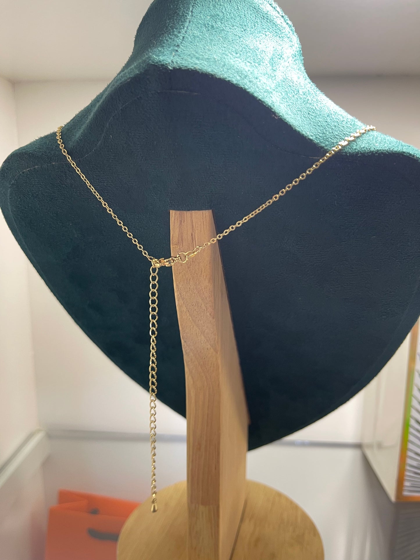Cadena Luxury Fashion