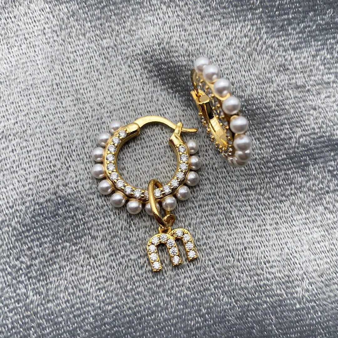 Aretes Miu Miu