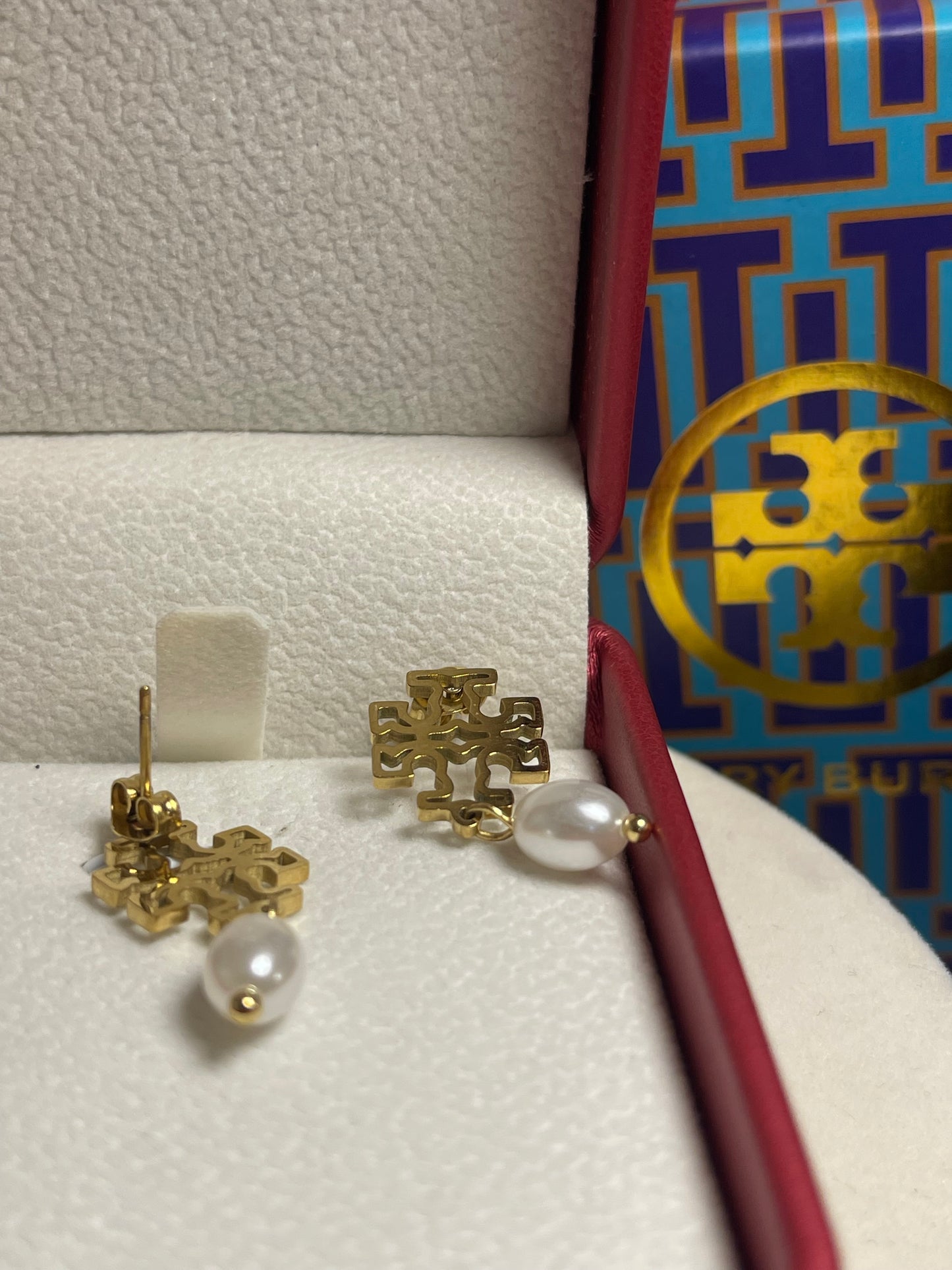 Aretes Tory Burch