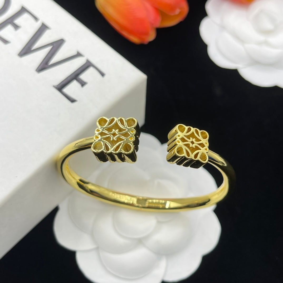 Brazalete Loewe