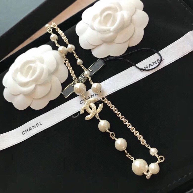 Collar Chanel
