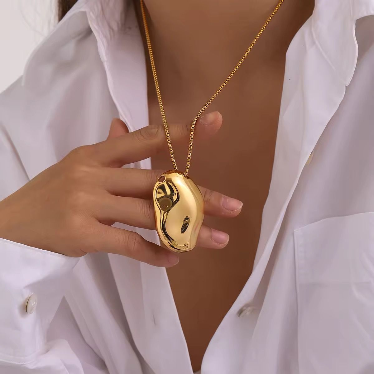 Cadena Luxury Fashion