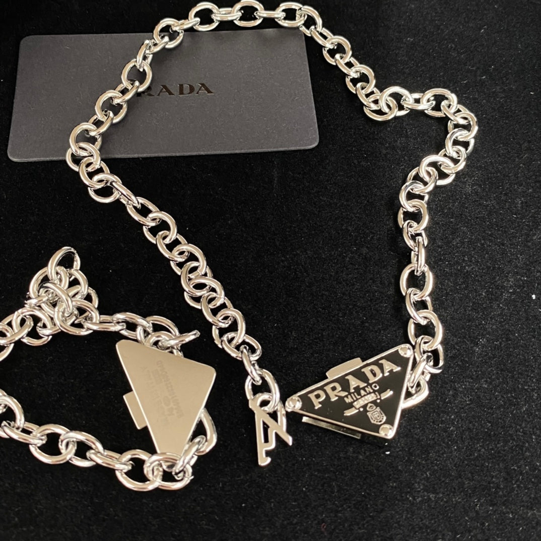 Pulsera Prada