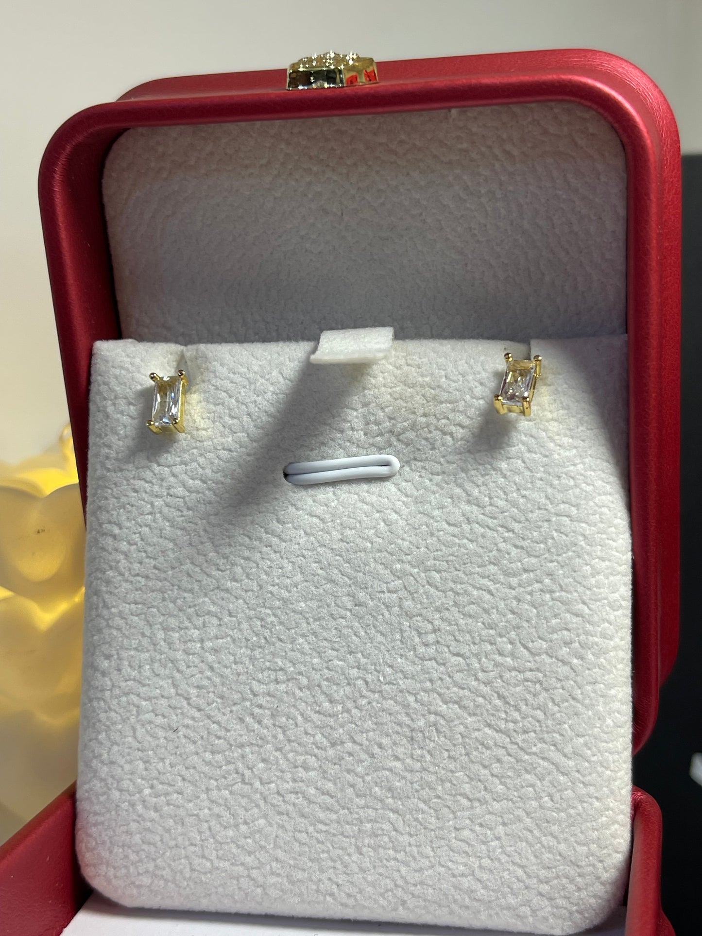 Arete para piercing/bebé
