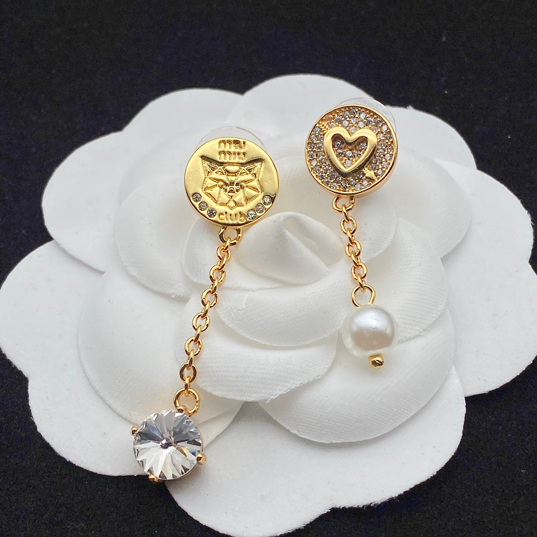 Aretes Miu Miu