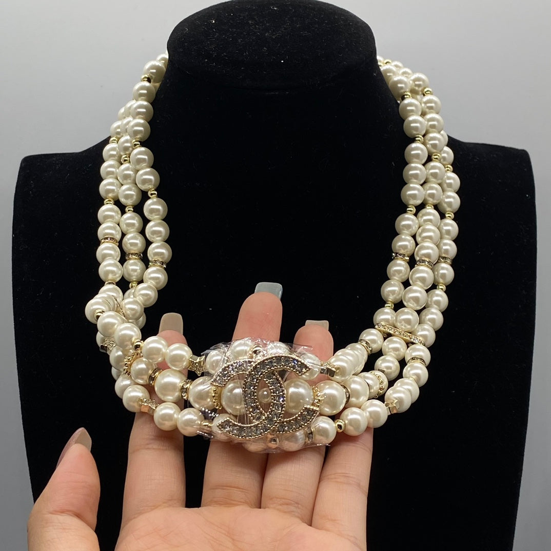 Collar Chanel