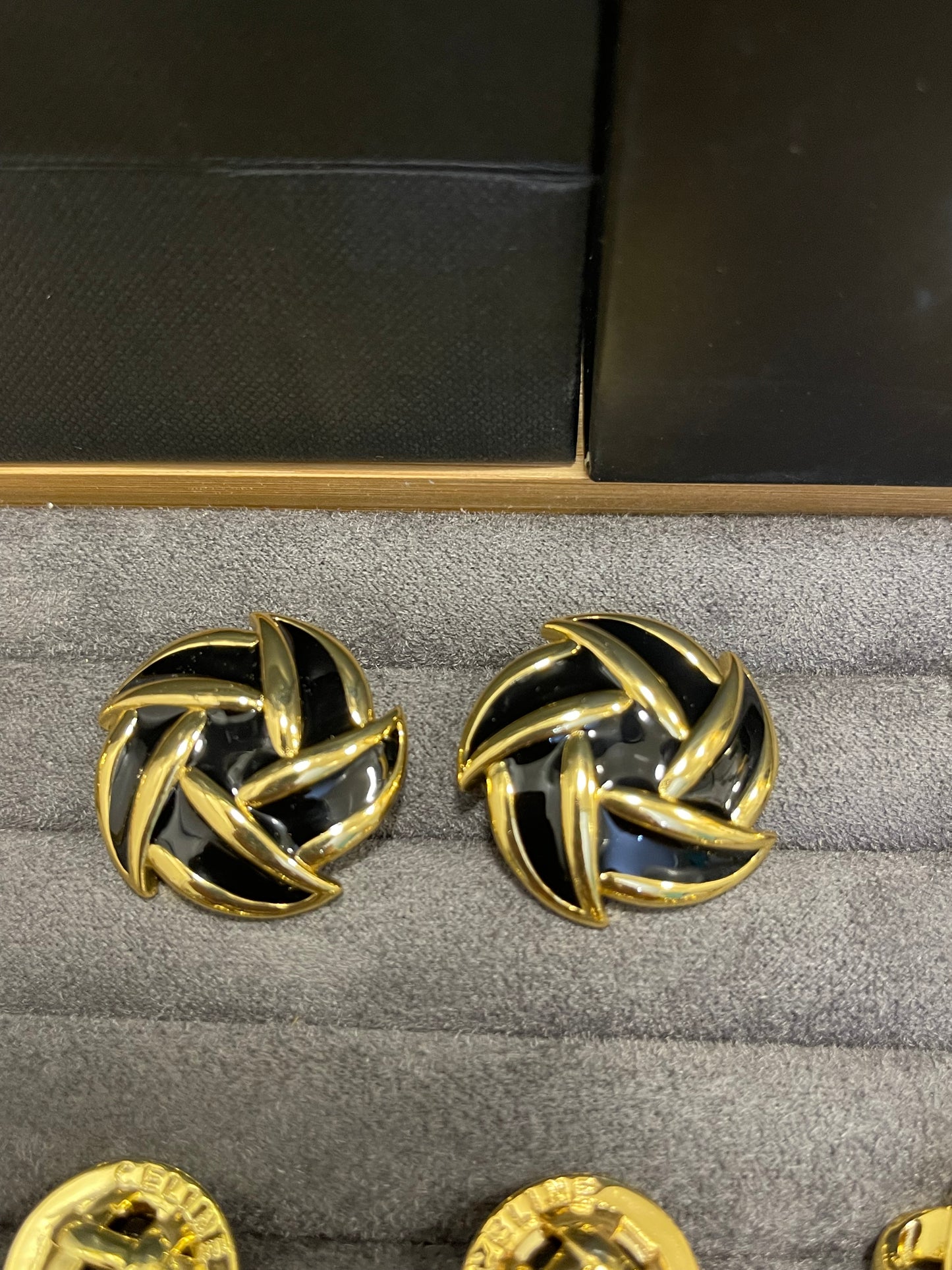 Aretes Yves Saint Laurent