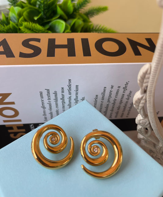 Aretes Luxury Fashion