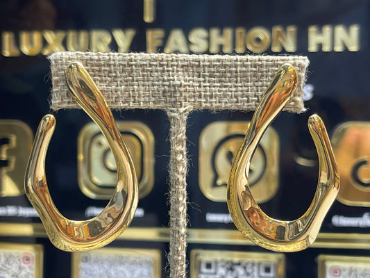 Aretes Luxury Fashion