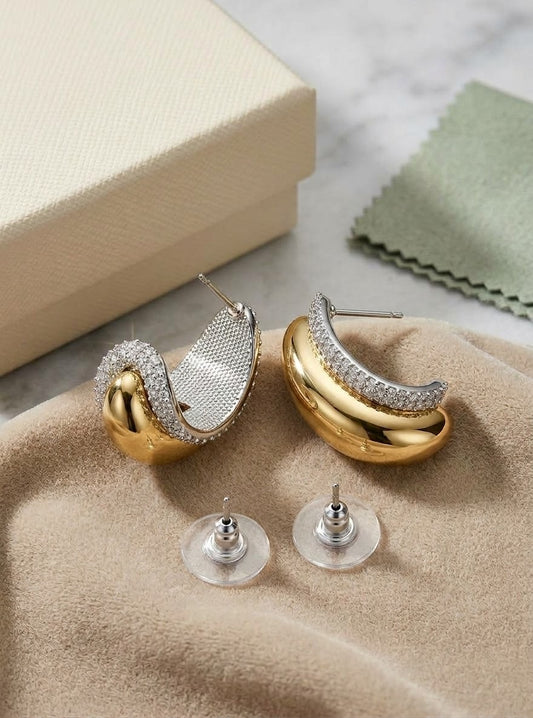 Aretes Luxury Fashion