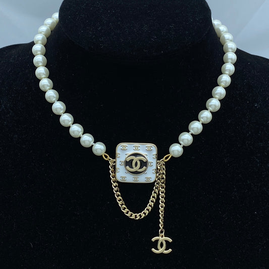 Collar Chanel