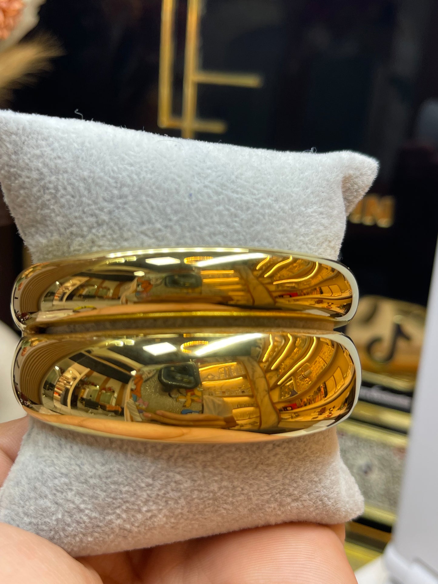 Brazalete Luxury Fashion