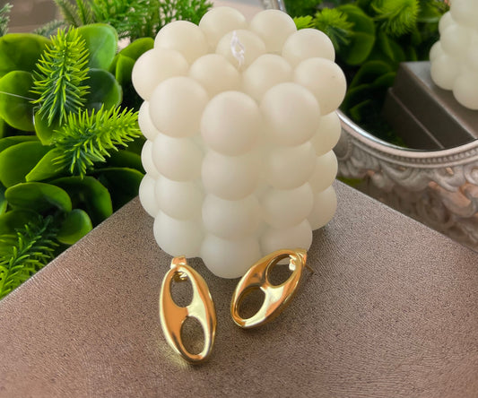 Aretes Luxury Fashion