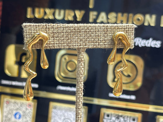 Aretes Luxury Fashion