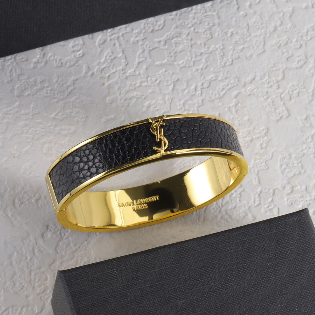 Brazalete Yves Saint Laurent