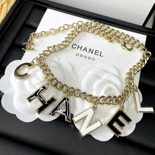 Collar Chanel