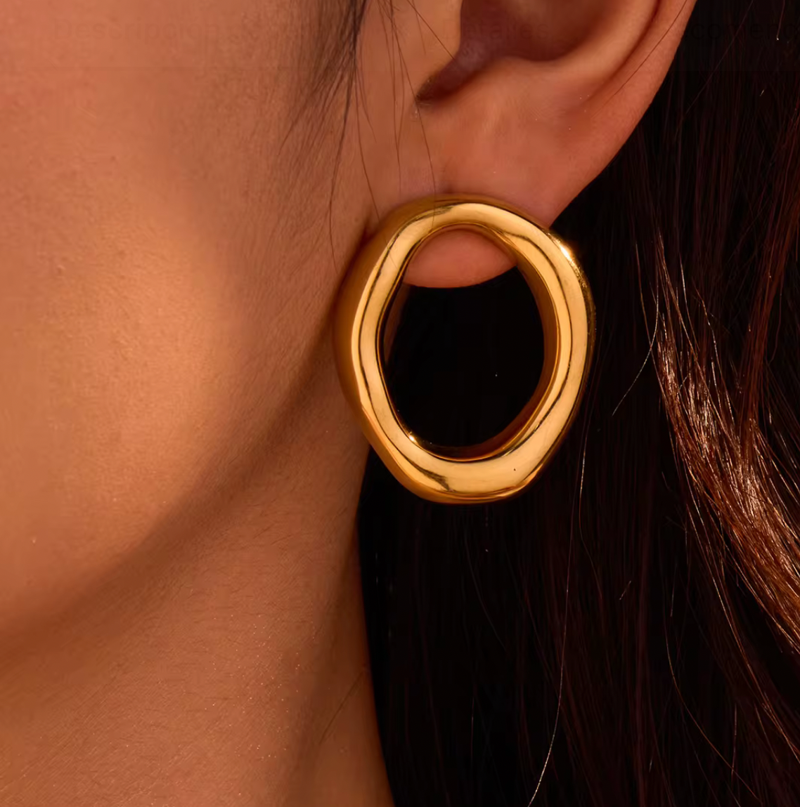 Aretes Luxury Fashion