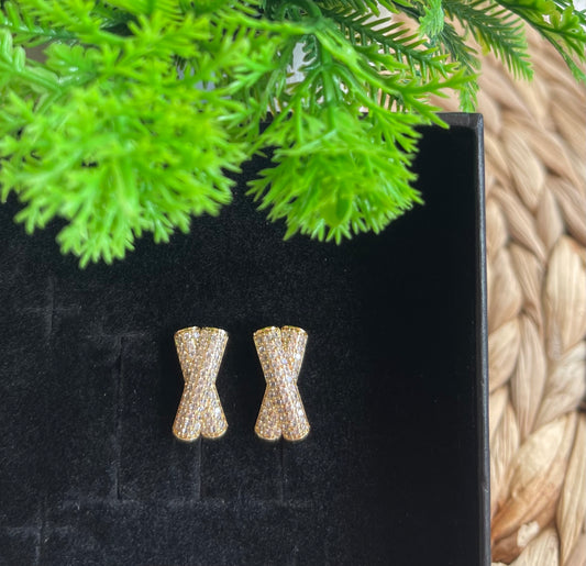 Aretes Luxury Fashion