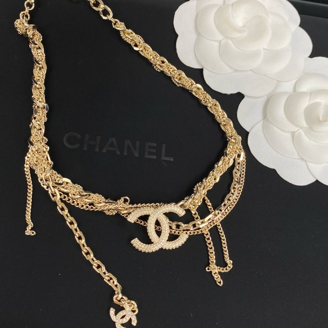 Collar Chanel