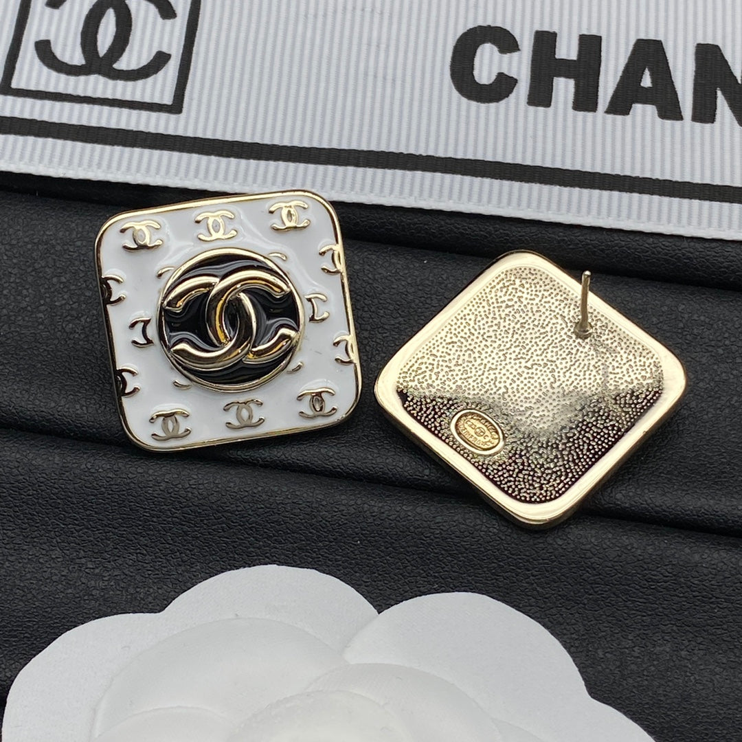 Aretes Chanel