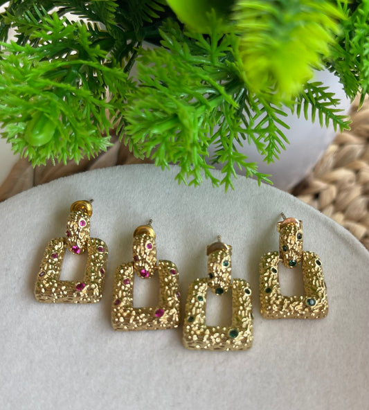Aretes Luxury Fashion