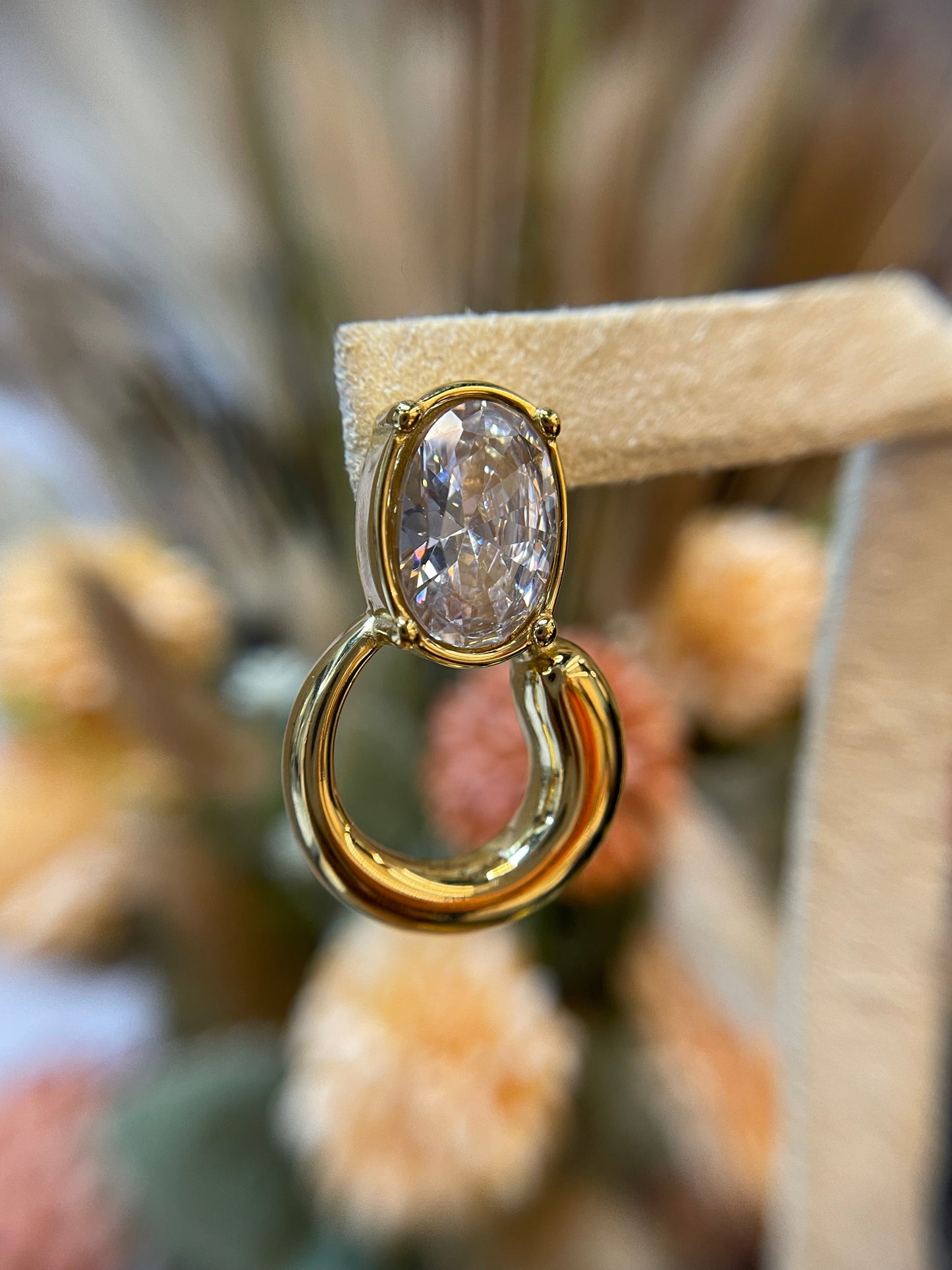 Aretes Luxury Fashion