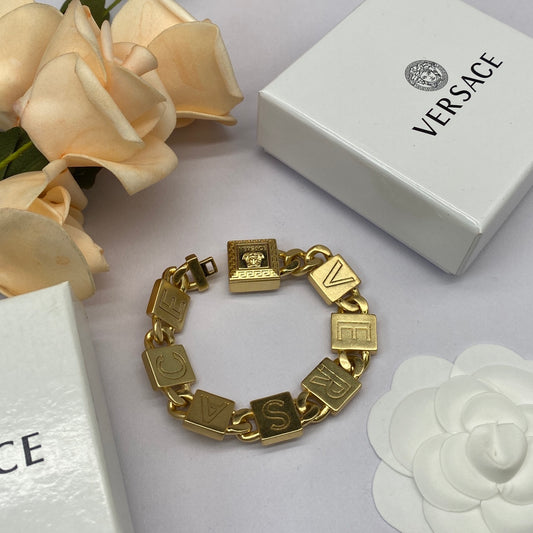 Pulsera Versace