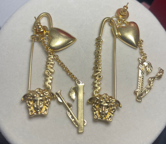 Aretes Versace