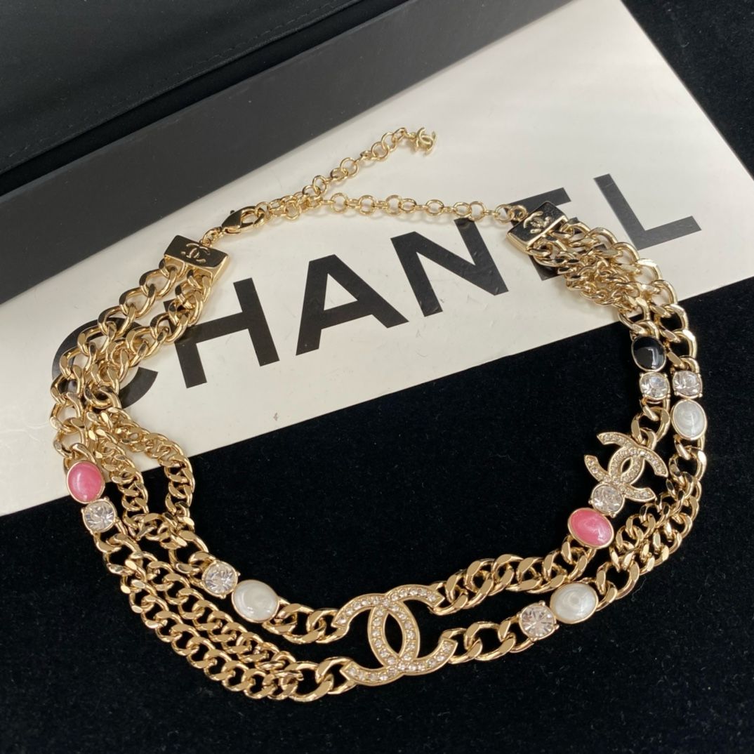 Collar Chanel