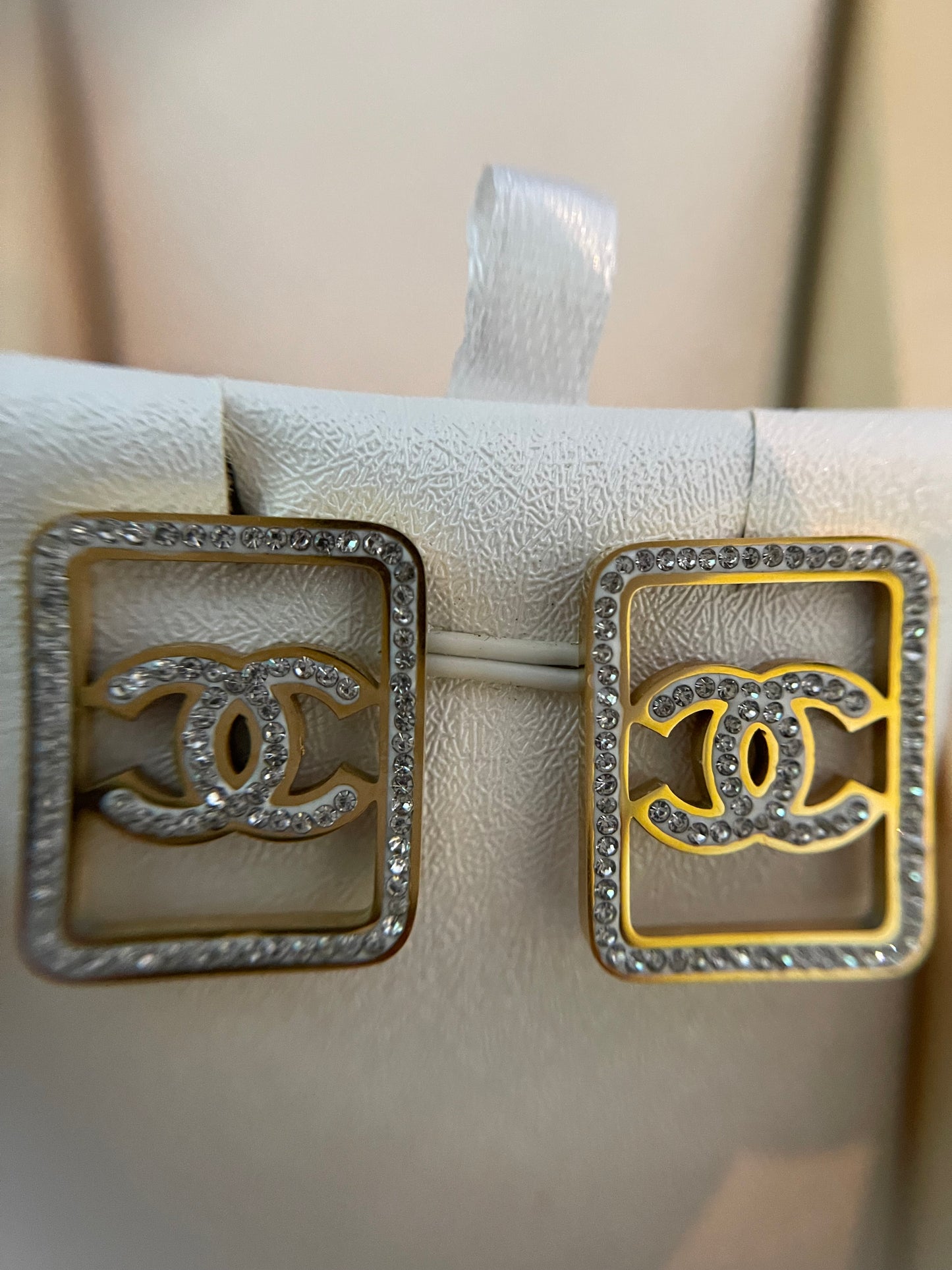 Aretes Chanel