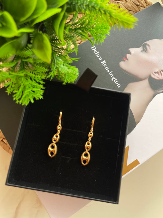 Aretes Luxury Fashion