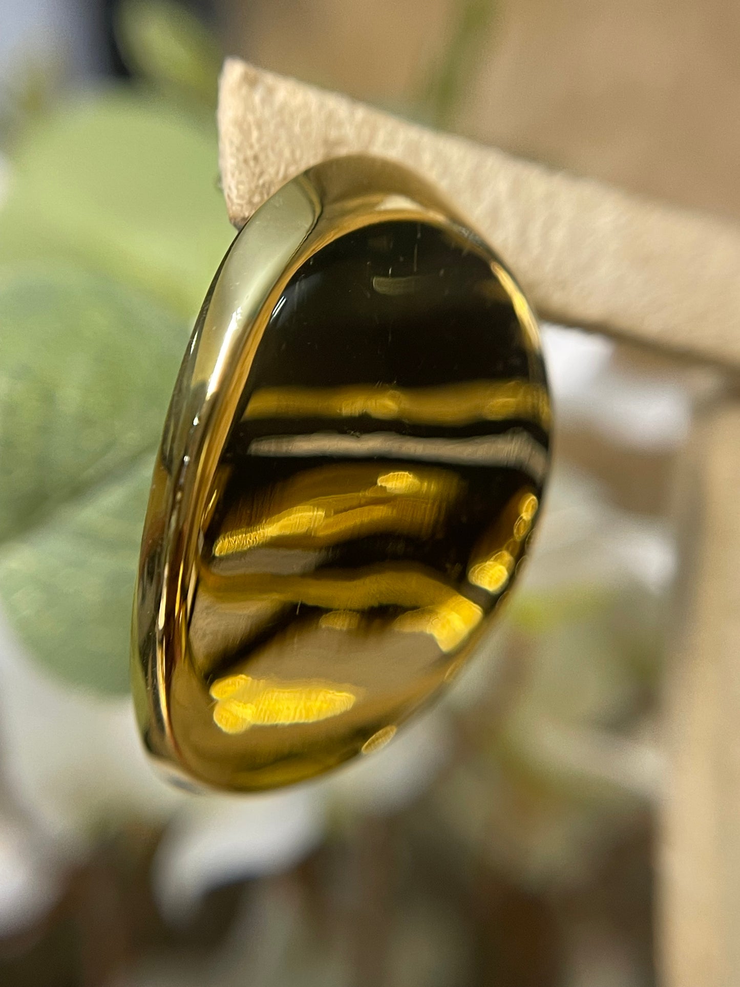 Aretes Luxury Fashion