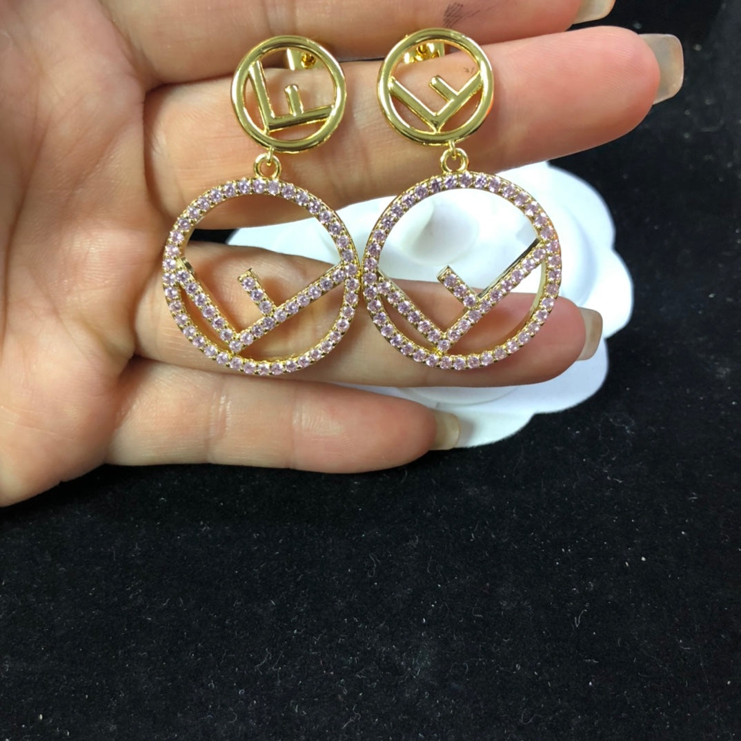 Aretes Fendi