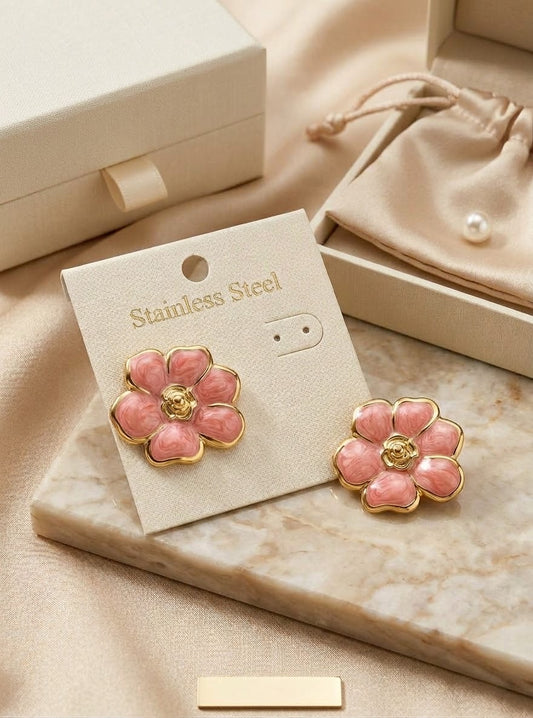 Aretes Luxury Fashion