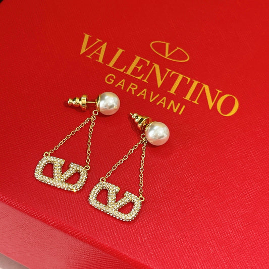 Aretes Valentino