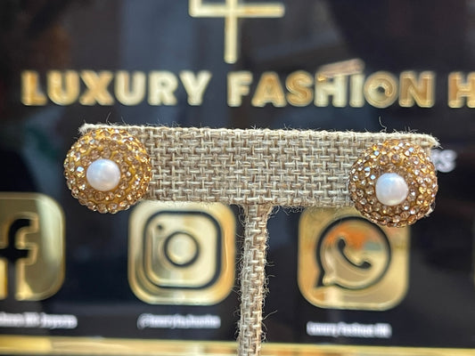 Aretes Luxury Fashion