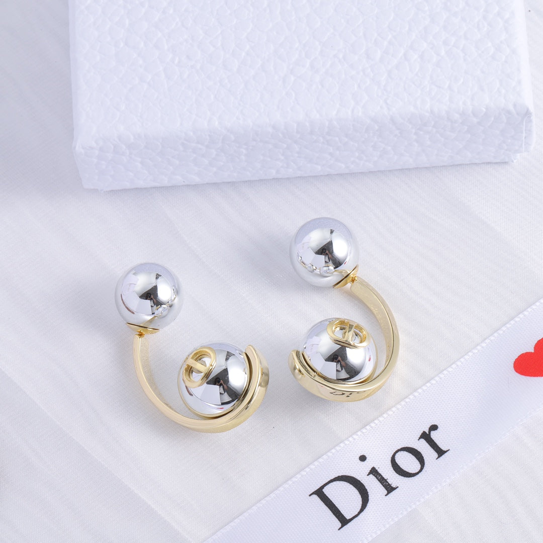 Aretes Christian Dior