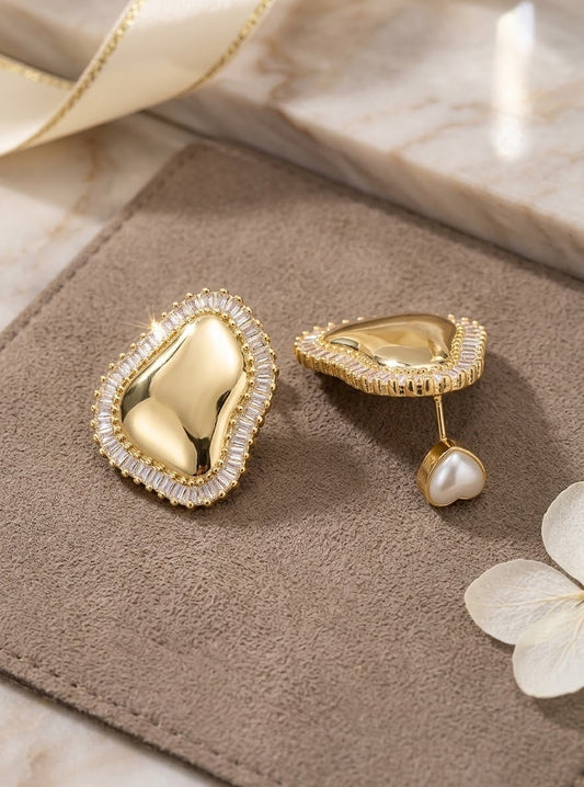 Aretes Luxury Fashion