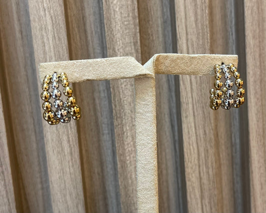 Aretes Luxury Fashion