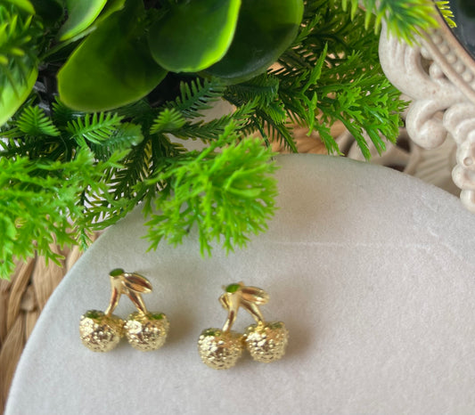 Aretes cerezo dorado