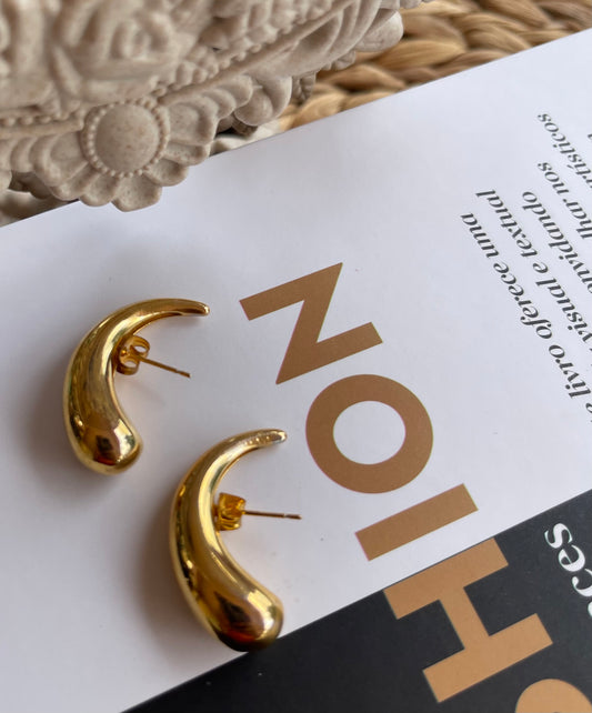 Aretes Luxury Fashion