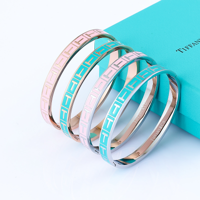 Brazaletes Tiffany & Co.