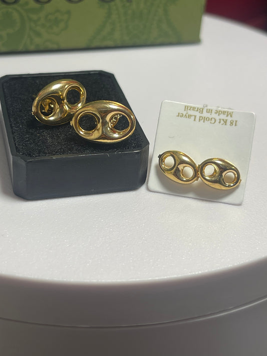 Aretes Luxury Fashion